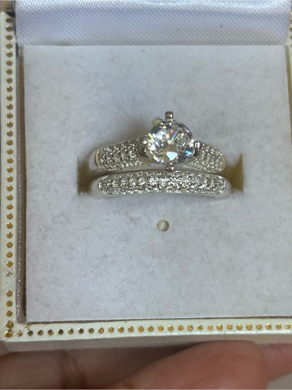 925 Silver Solitaire Engagement Ring with Pavé Band Size 7 - Clear